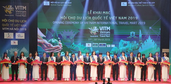 dong-thap-tham-du-hoi-cho-du-lich-quoc-te-vitm-ha-noi-2019